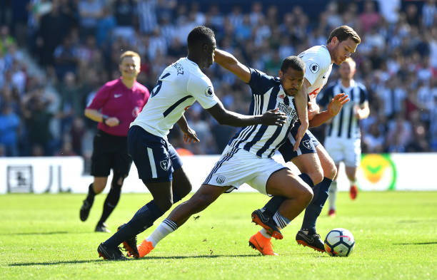 现明显倾斜 现明显倾斜